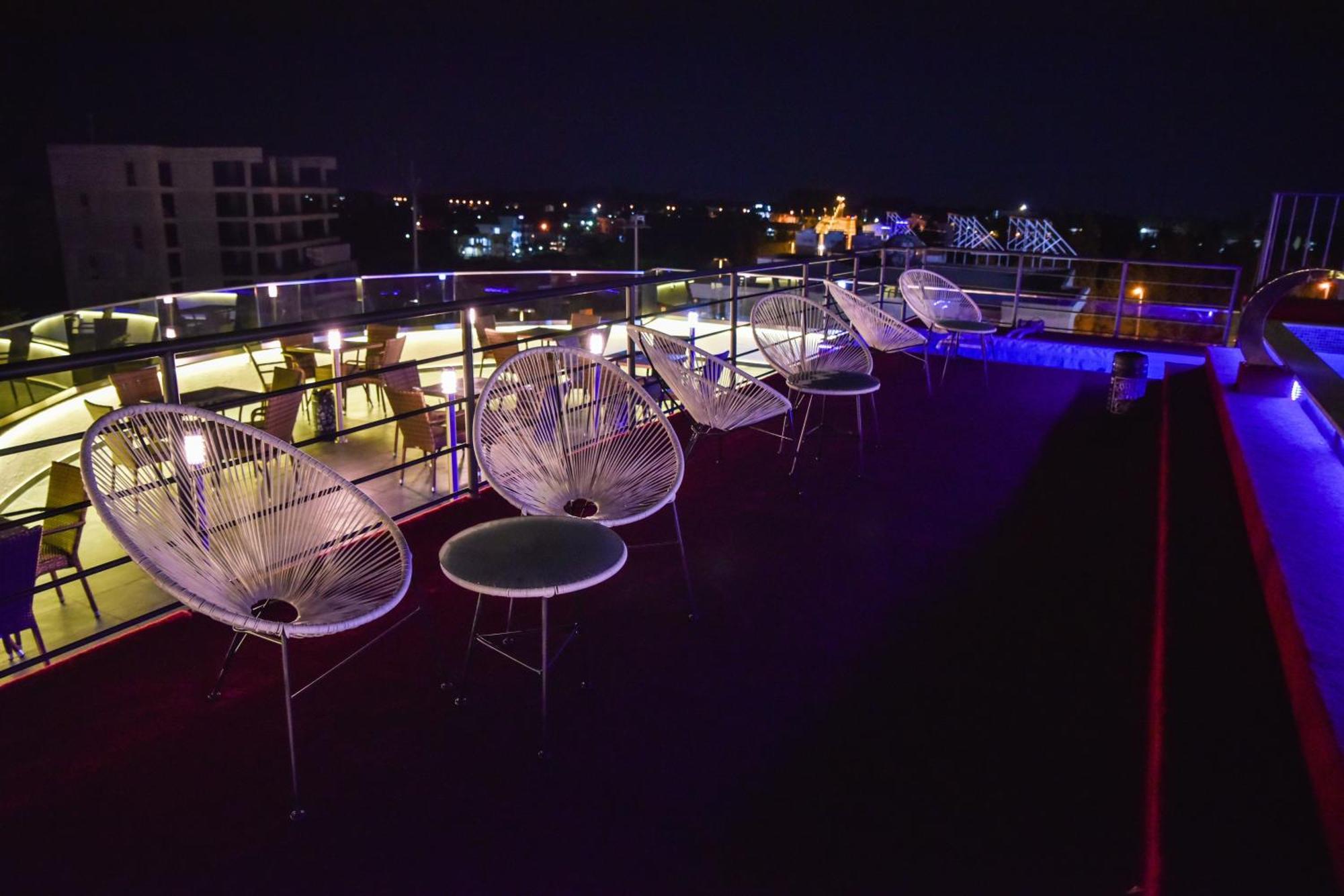 Hotel Evropa อุลซิน ภายนอก รูปภาพ