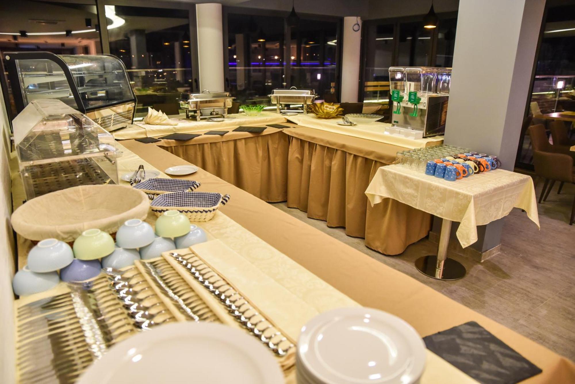 Hotel Evropa อุลซิน ภายนอก รูปภาพ