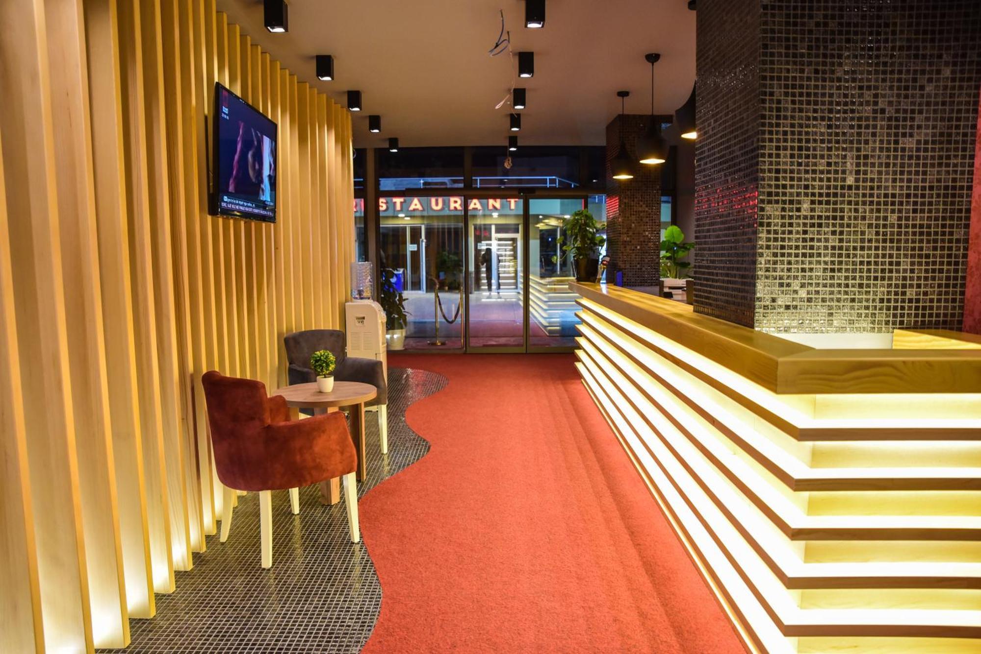Hotel Evropa อุลซิน ภายนอก รูปภาพ