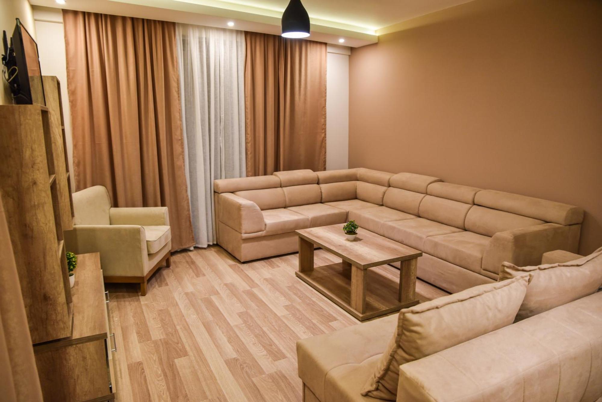 Hotel Evropa อุลซิน ภายนอก รูปภาพ