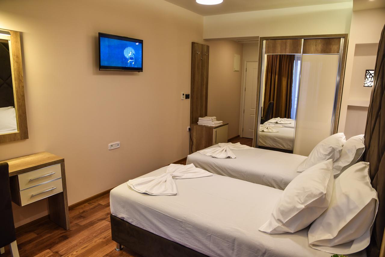Hotel Evropa อุลซิน ภายนอก รูปภาพ